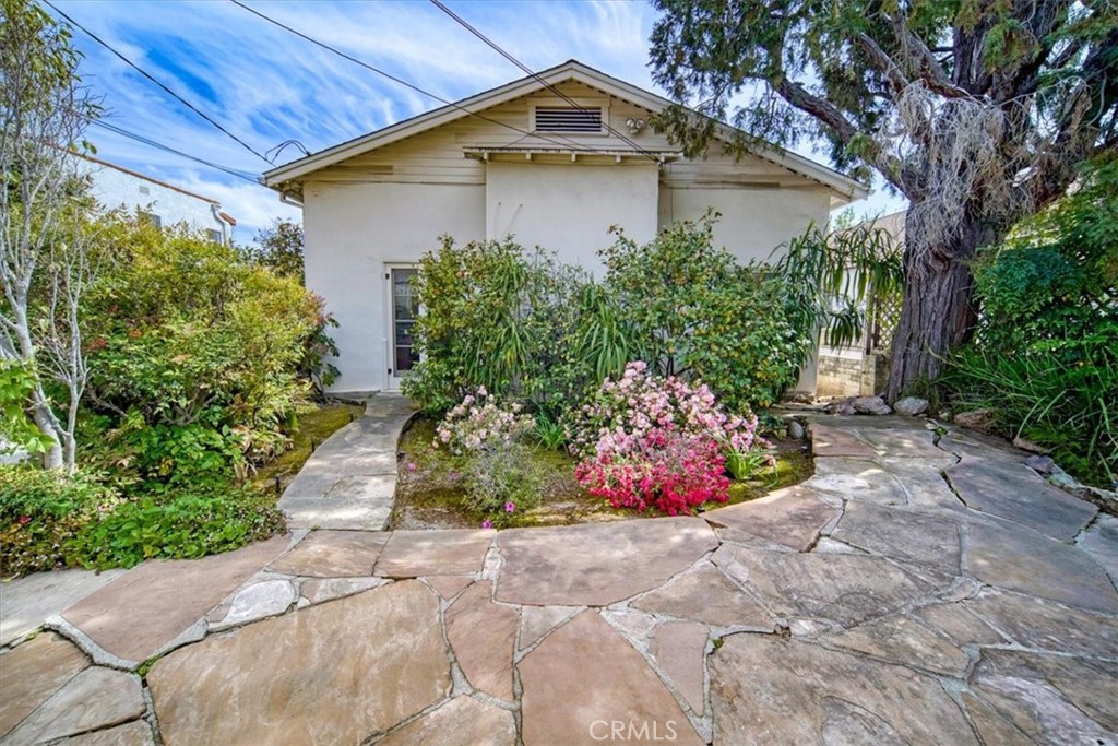 1801 La Paz Road