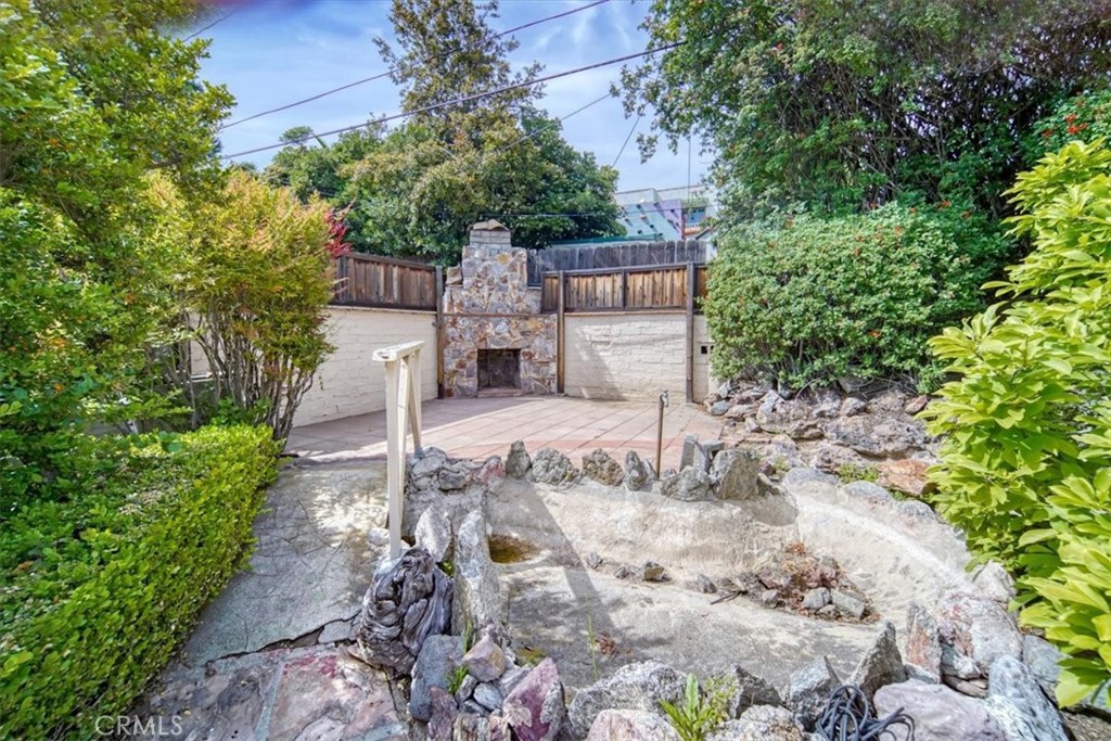 1801 La Paz Road