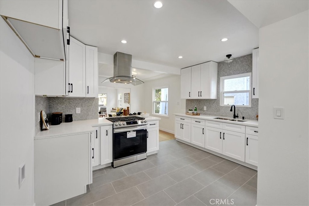 1219 Belmont Avenue
