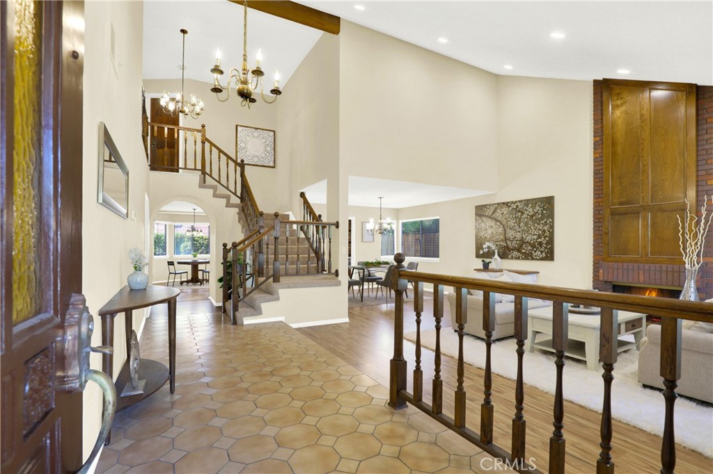 21371 Avenida Manantial