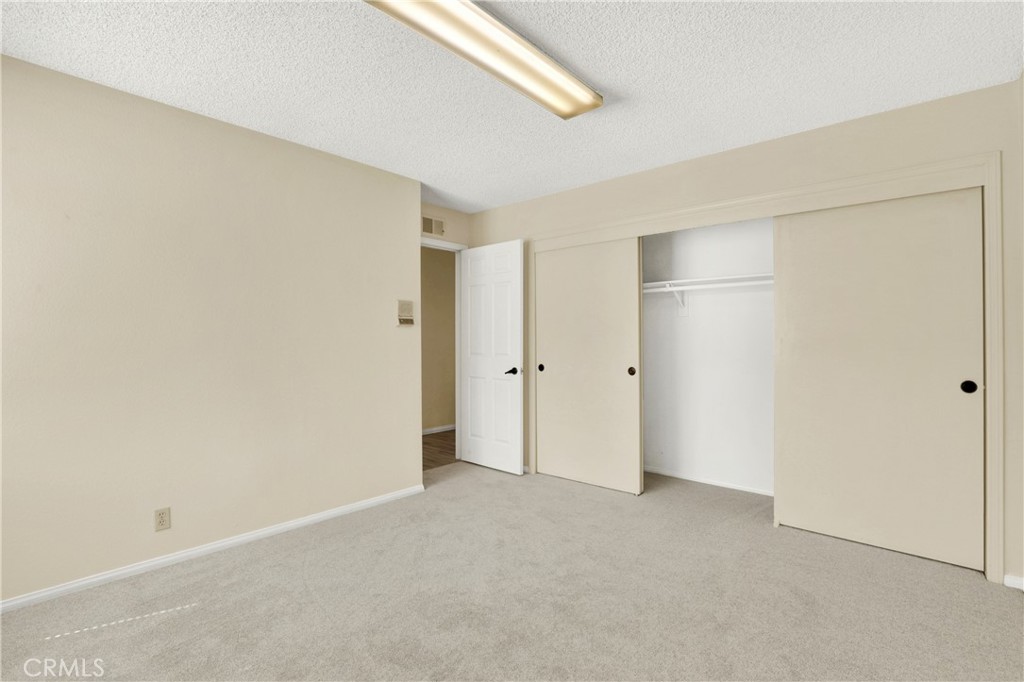 21371 Avenida Manantial
