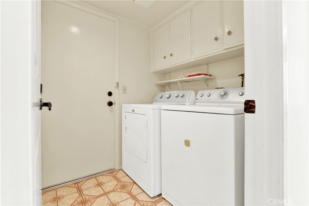21371 Avenida Manantial