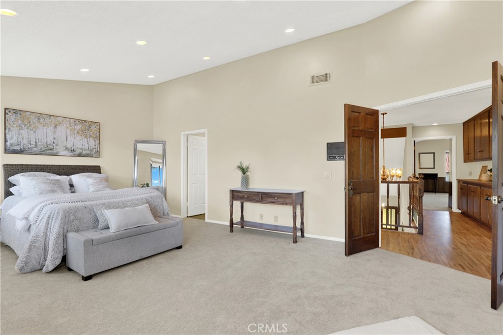 21371 Avenida Manantial