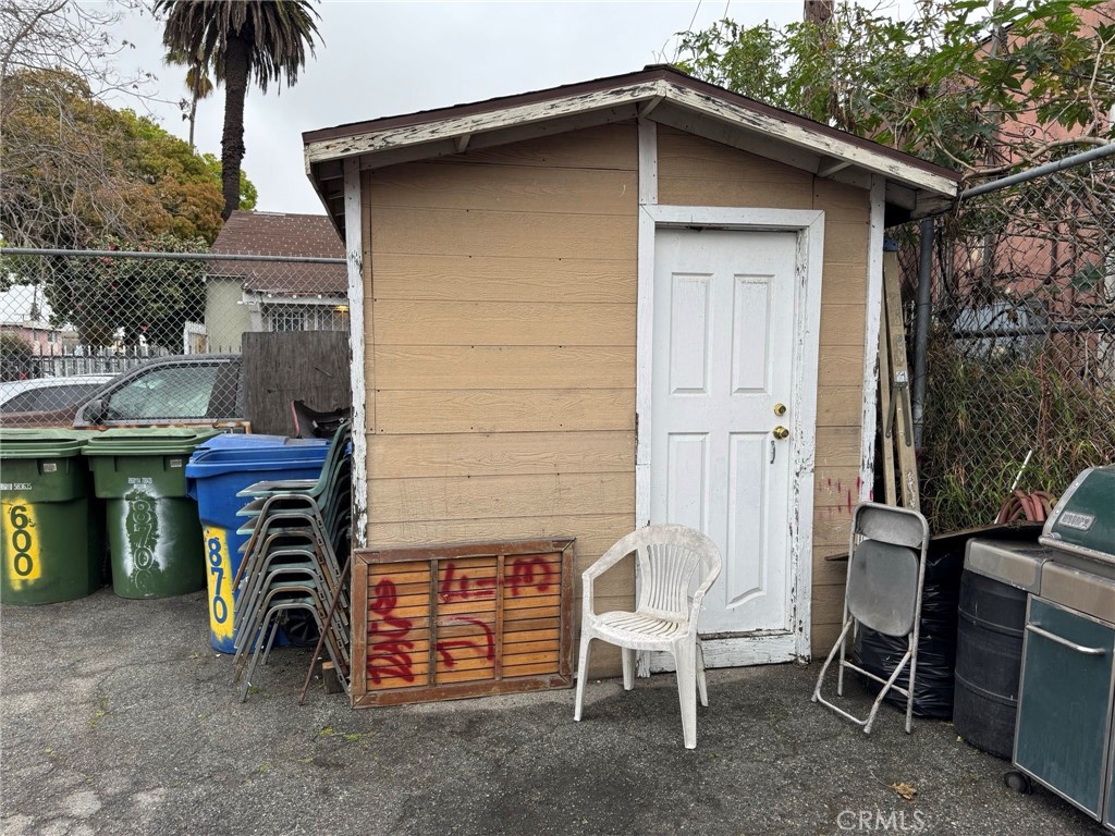 600 E 87th Street