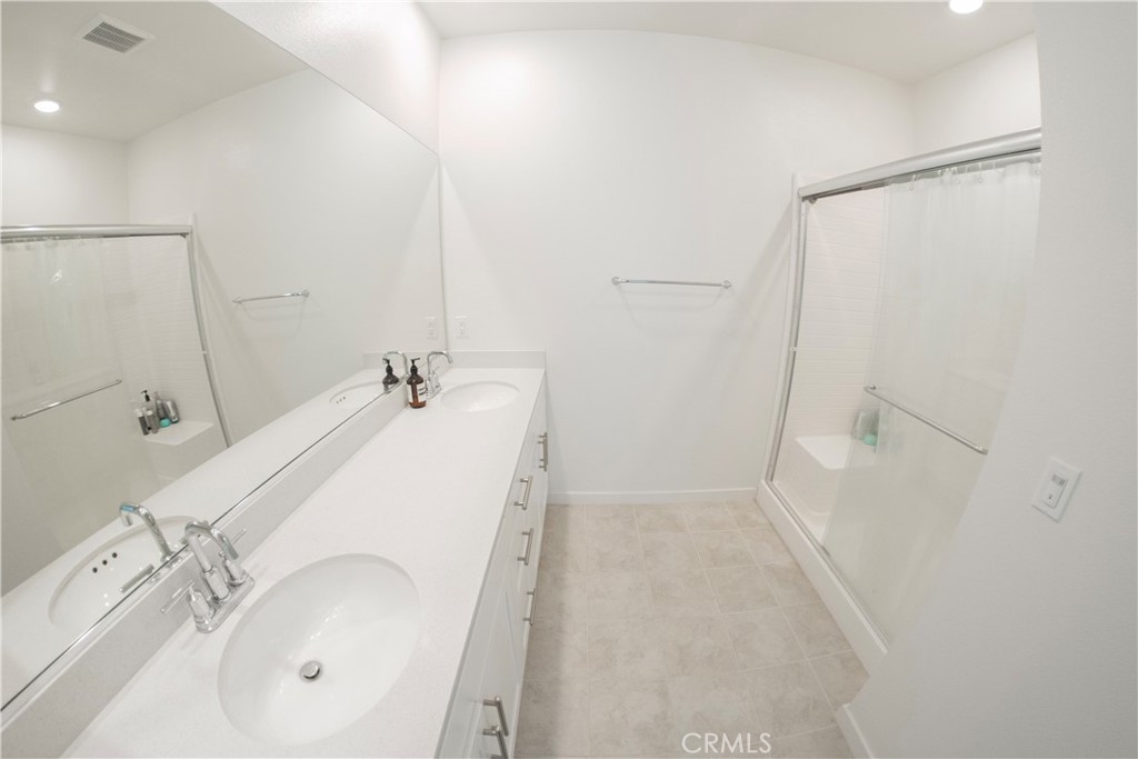 3520 E Peckham Paseo 1