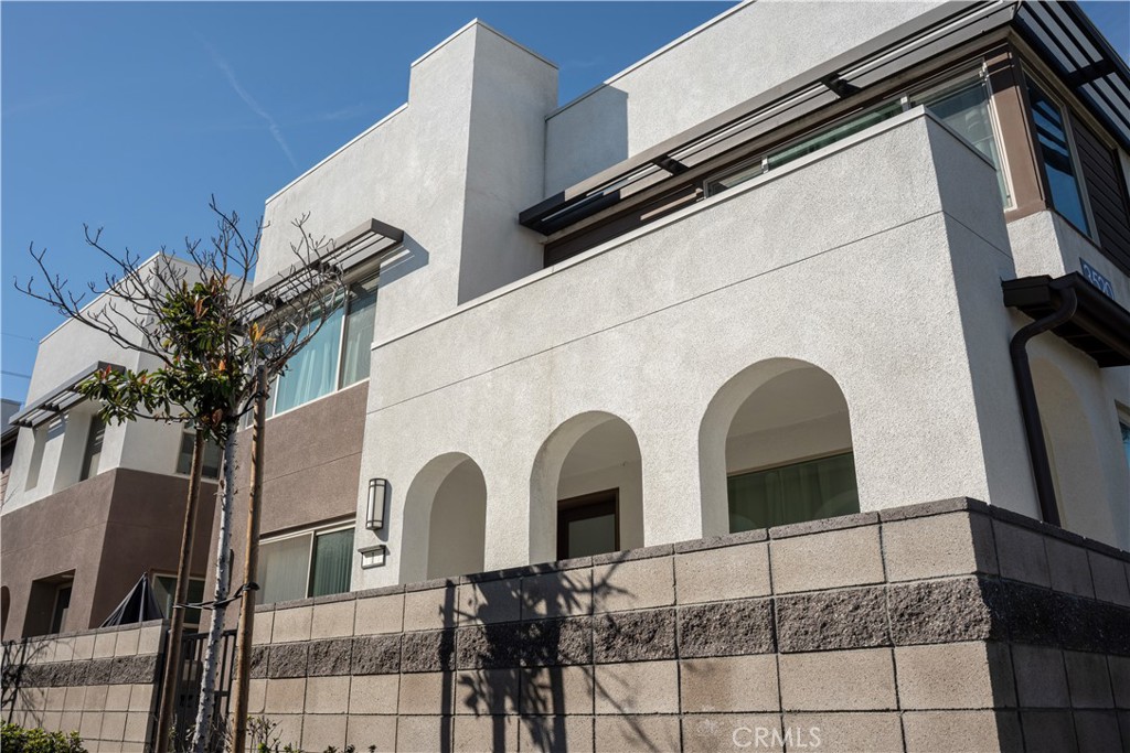 3520 E Peckham Paseo 1