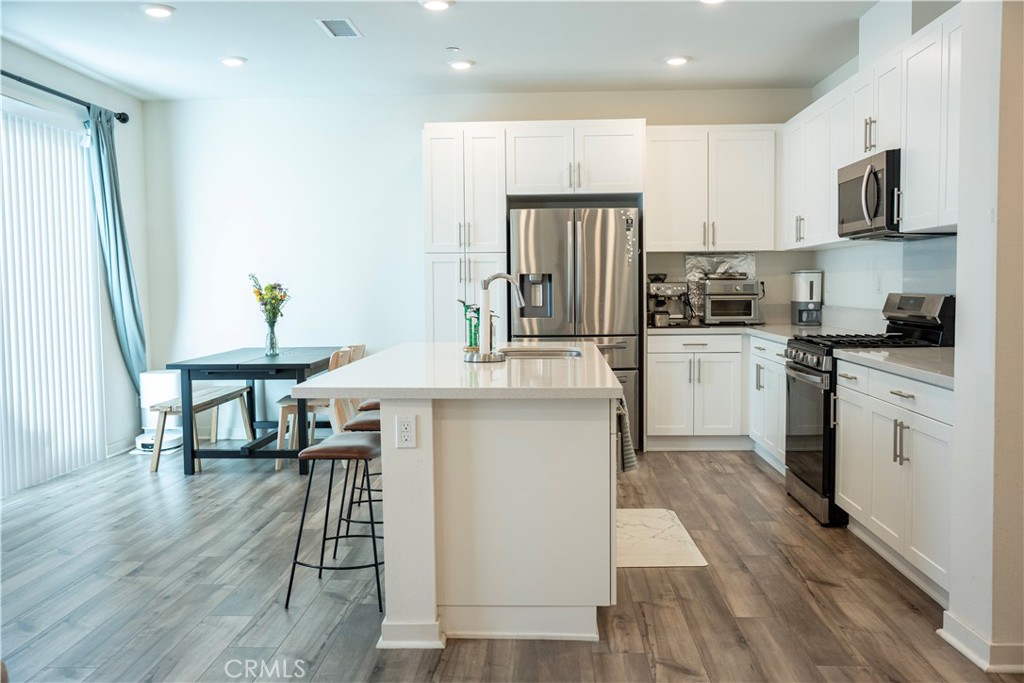 3520 E Peckham Paseo 1