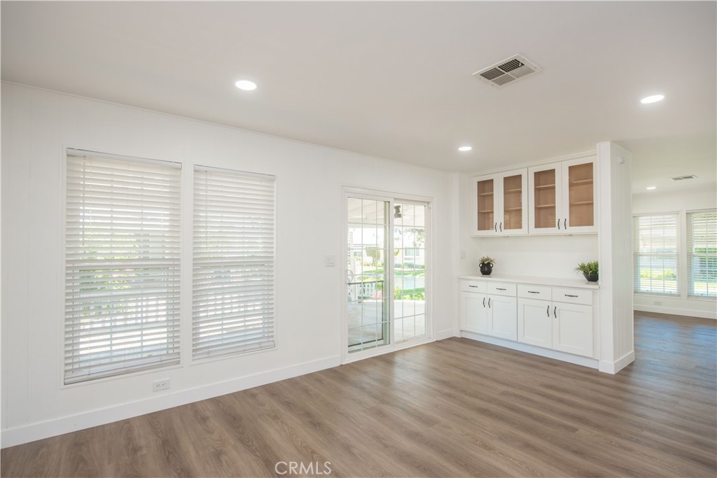 14036 Lake View Drive 143