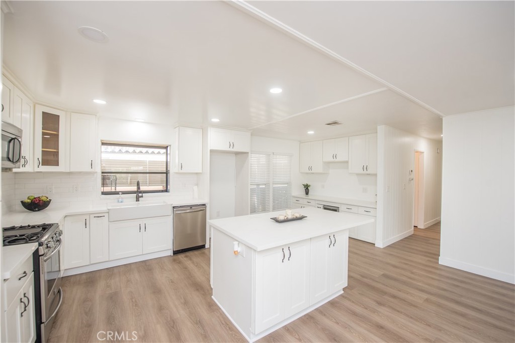 14036 Lake View Drive 143