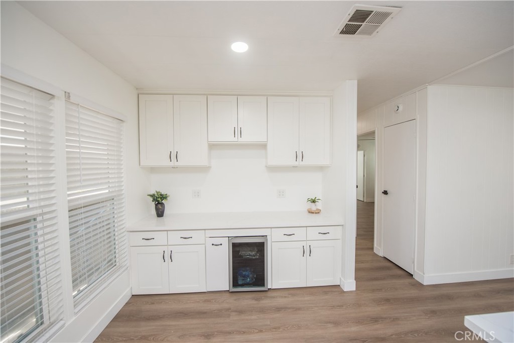 14036 Lake View Drive 143
