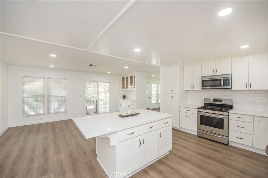 14036 Lake View Drive 143