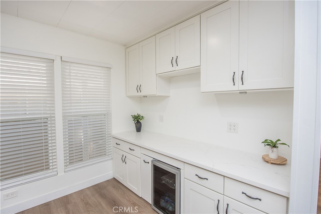 14036 Lake View Drive 143