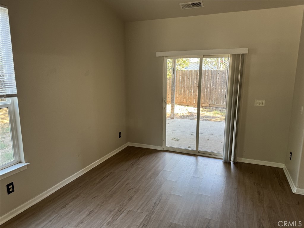 1064 Raven Lane