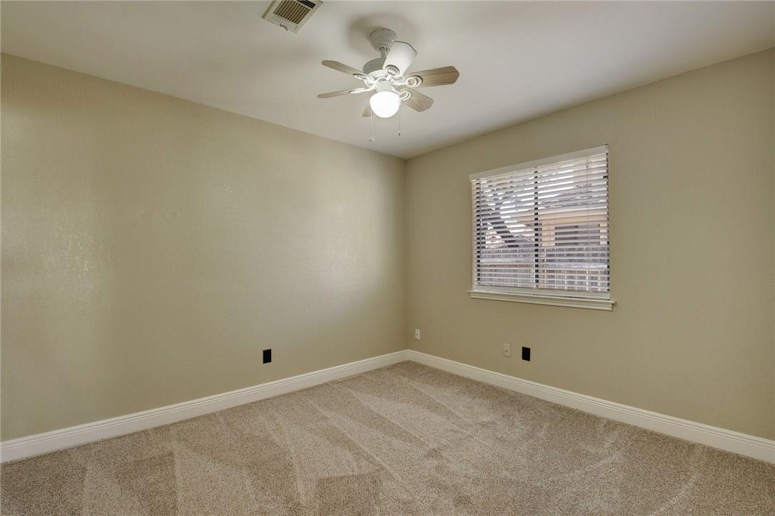 15811 De Peer Ave