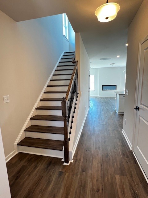 6129 Saxlingham Place