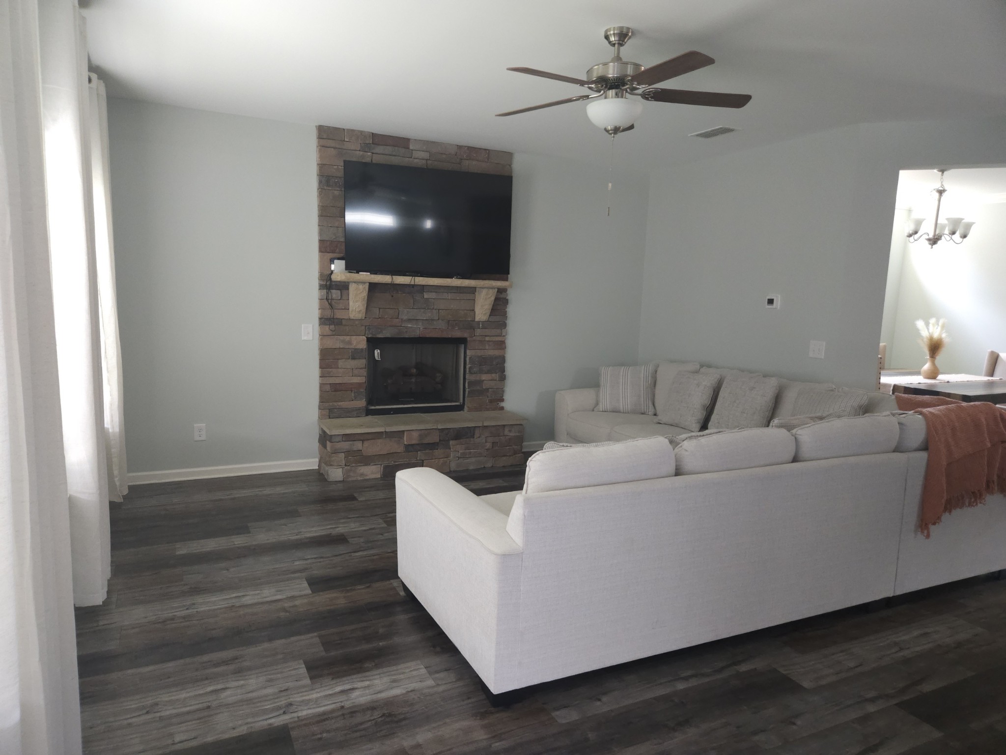 550 High Echelon Cir