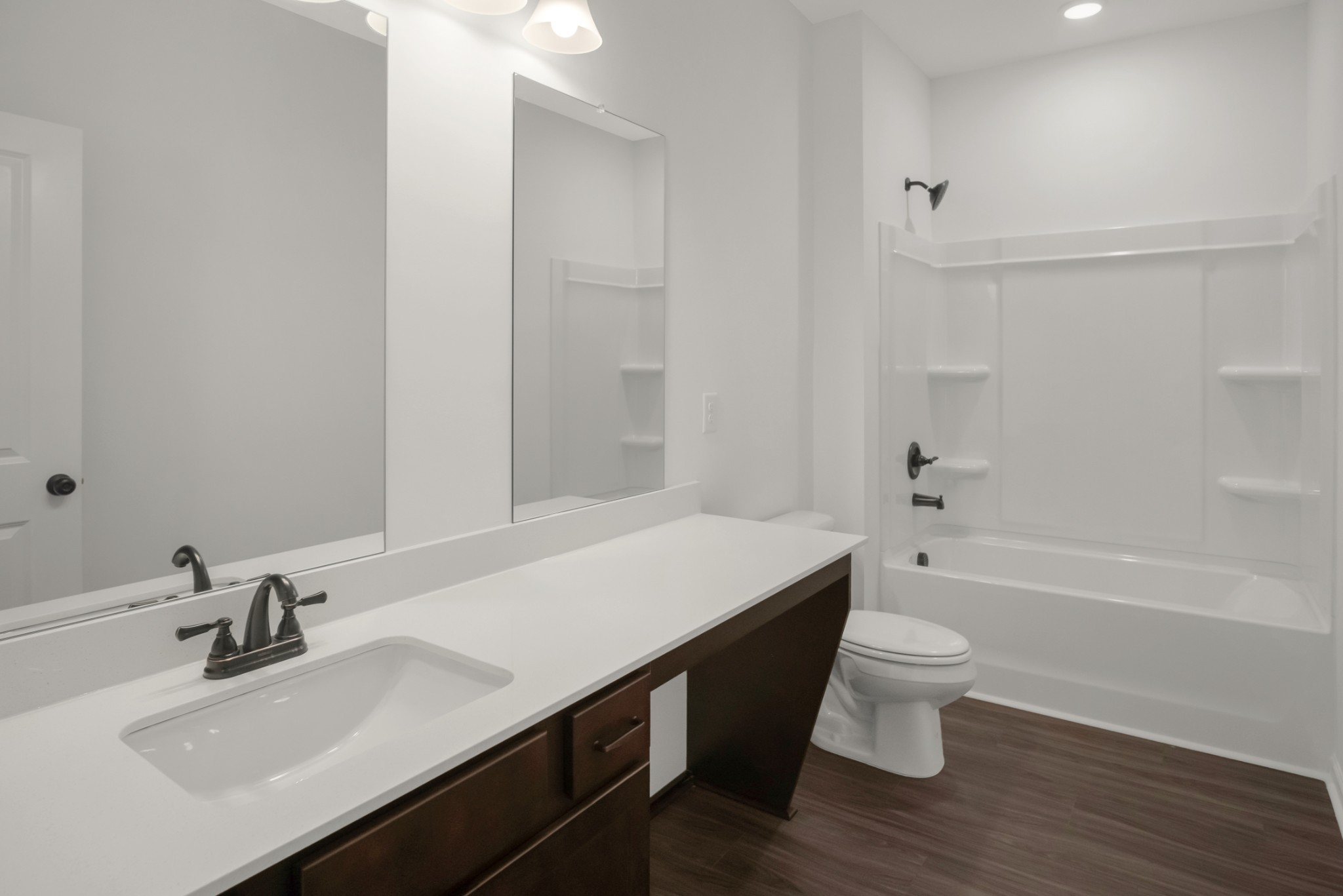 755 Chiswick Ct