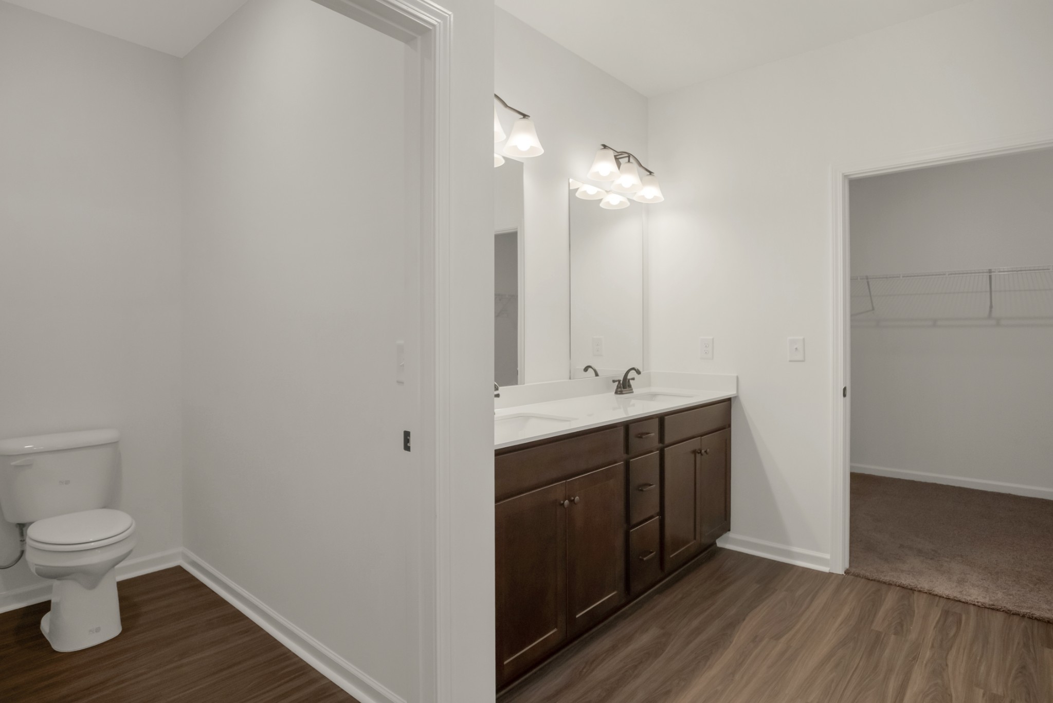 755 Chiswick Ct