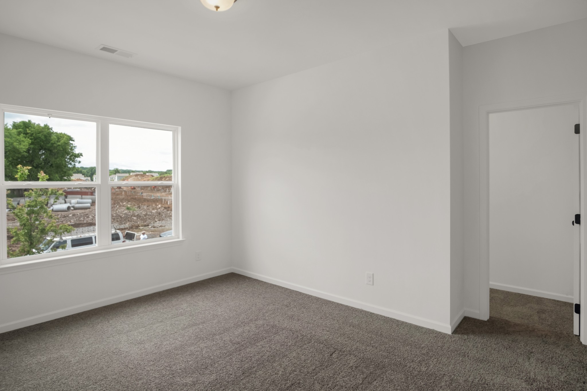 755 Chiswick Ct