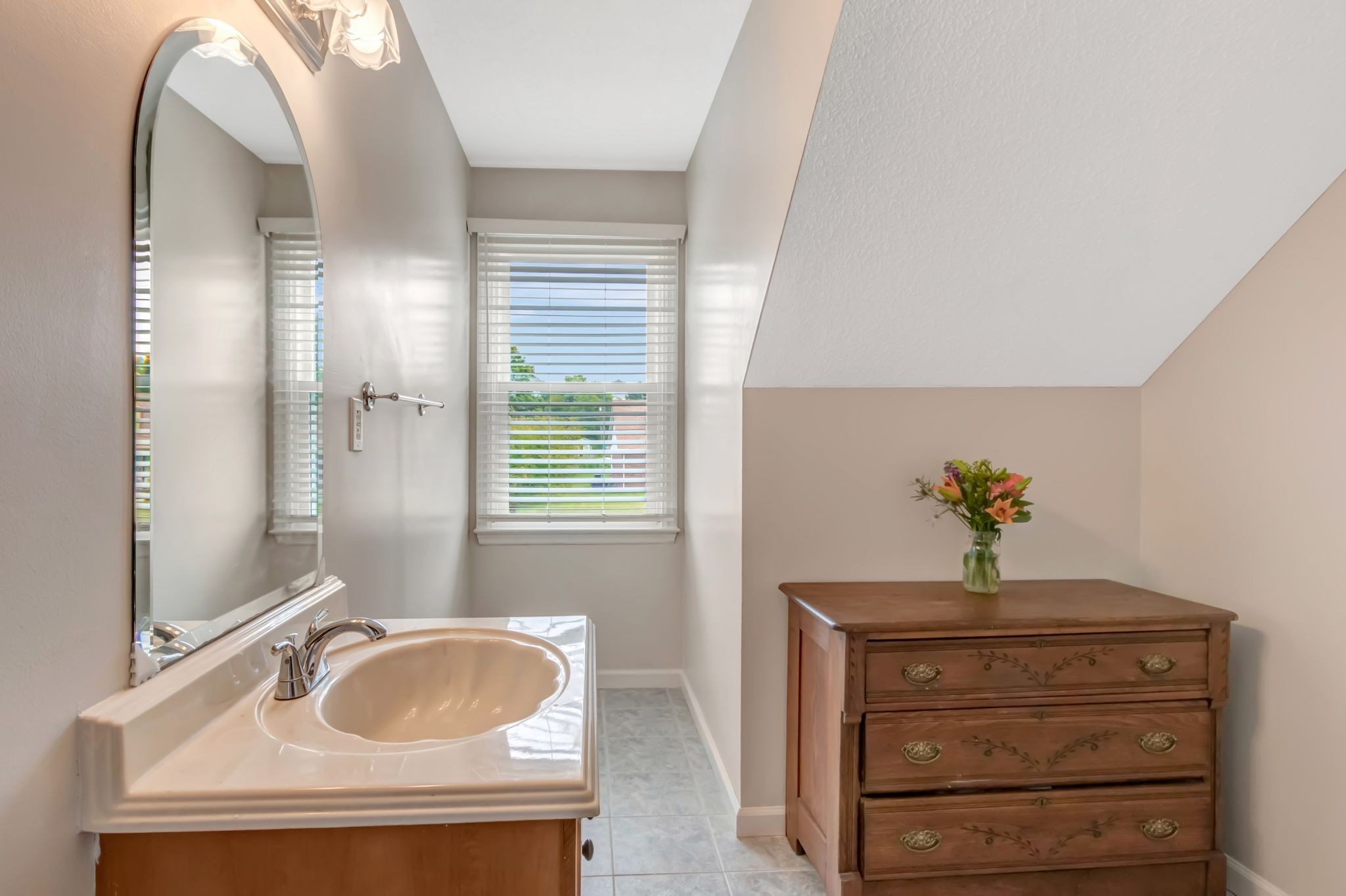 1856 Orchard Park Dr