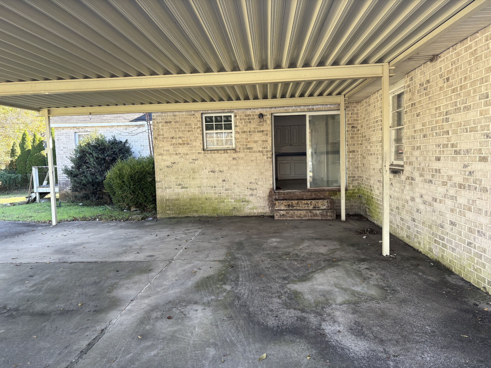 5530 NW Broad St, NW