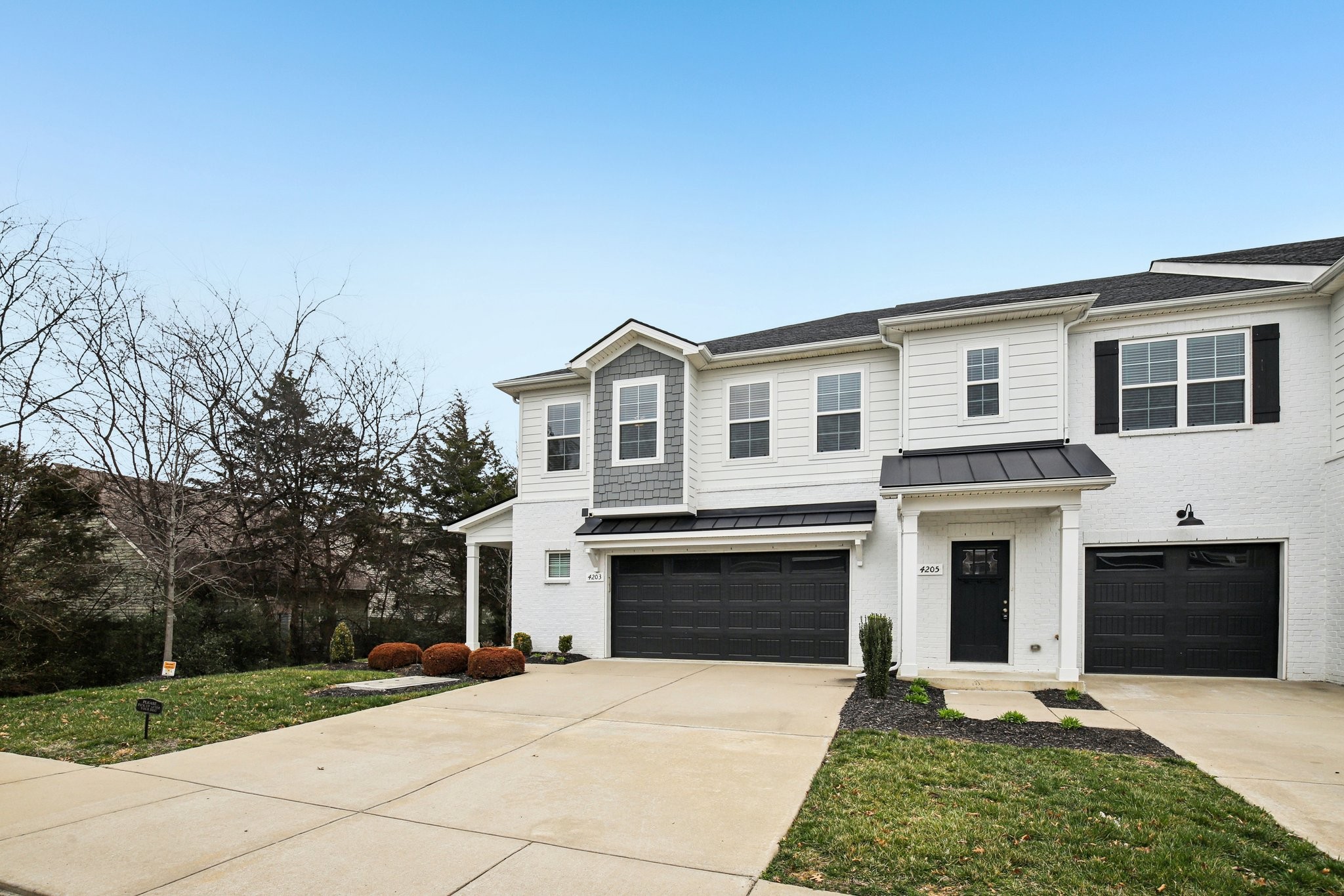 4203 Sarazen Ln