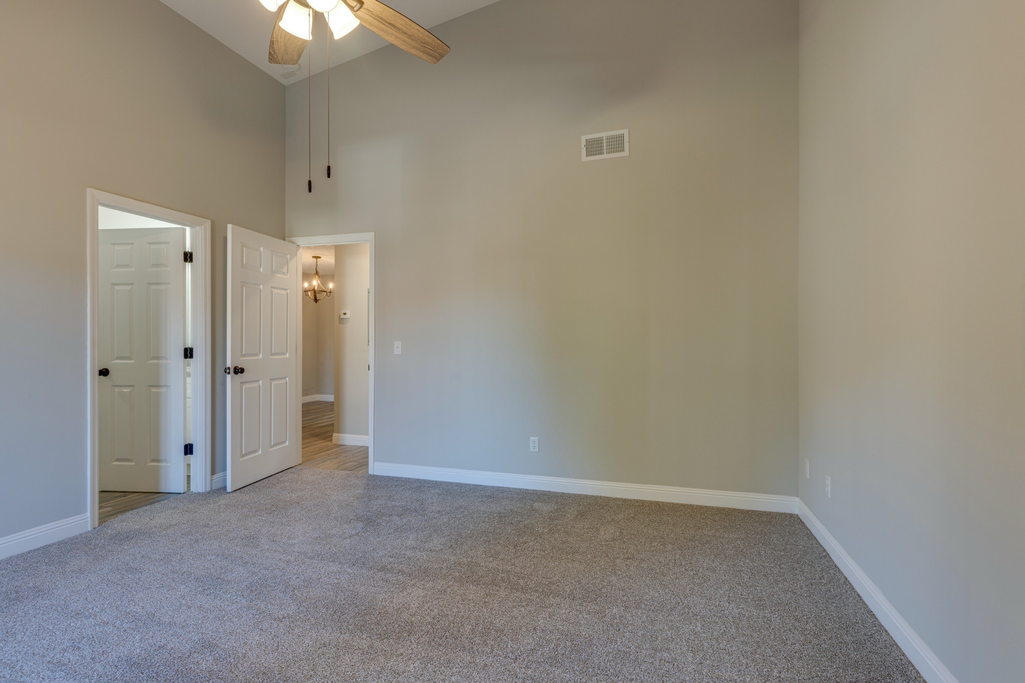 180 Brooke Castle Dr