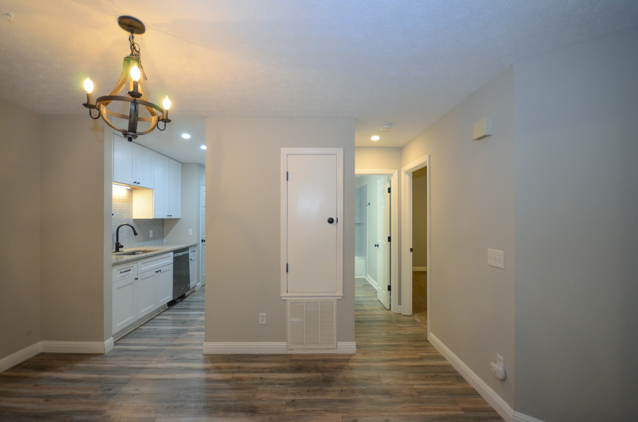 180 Brooke Castle Dr