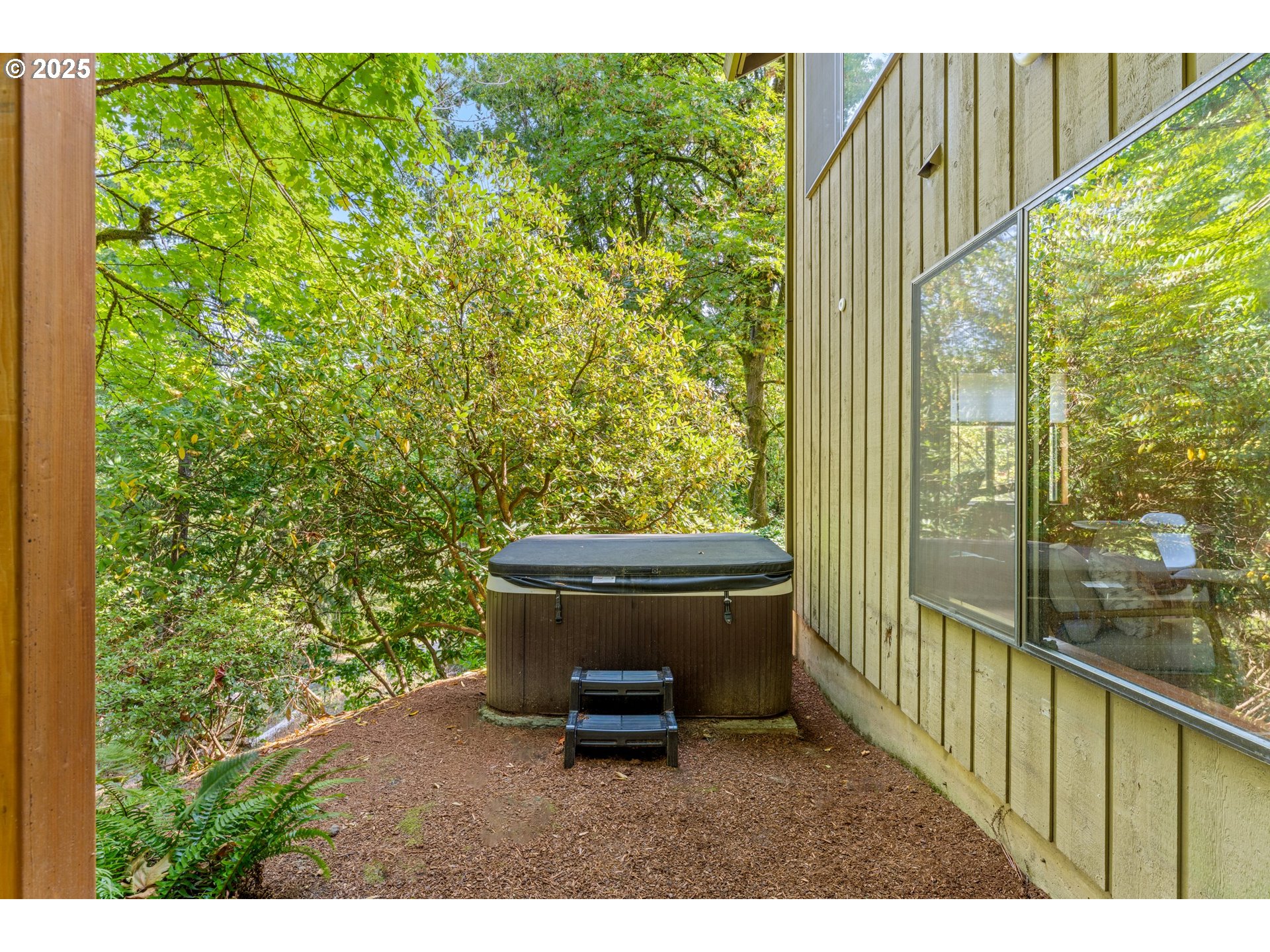 47 TANGLEWOOD DR, Lake Oswego