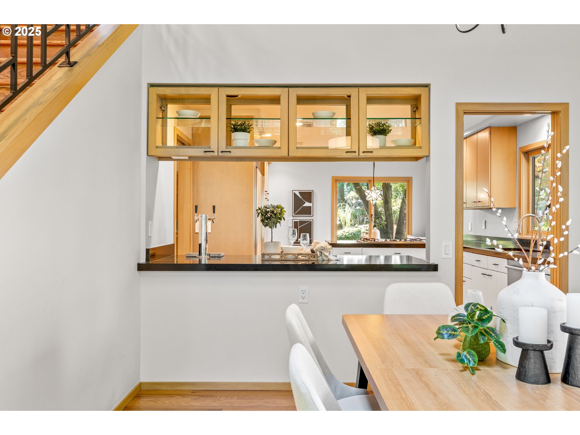 47 TANGLEWOOD DR, Lake Oswego