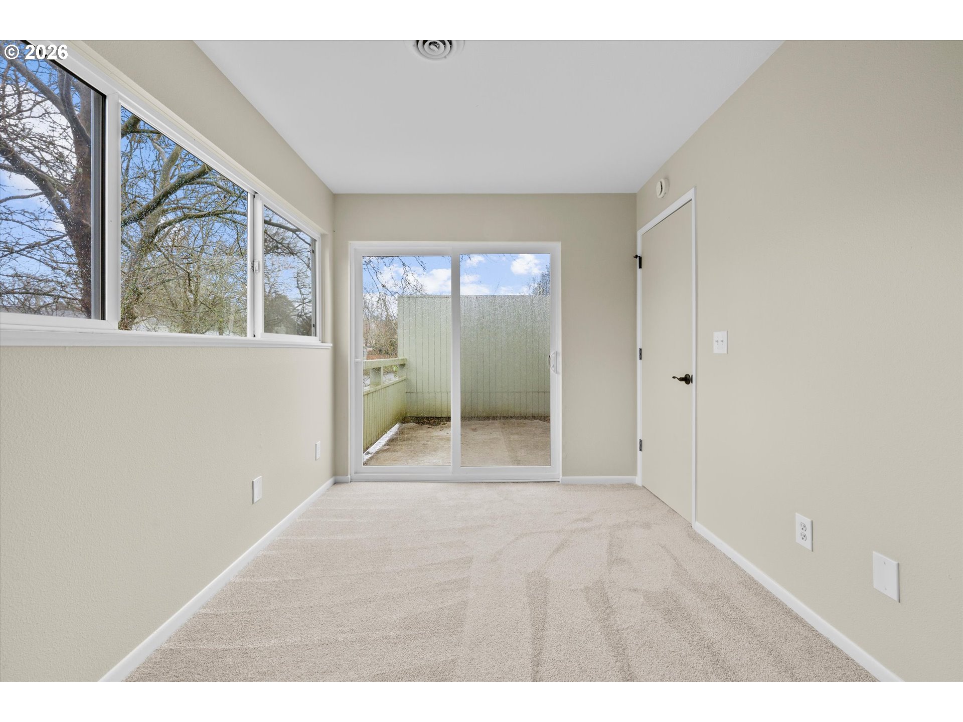 1865 NW ROLLING HILL DR