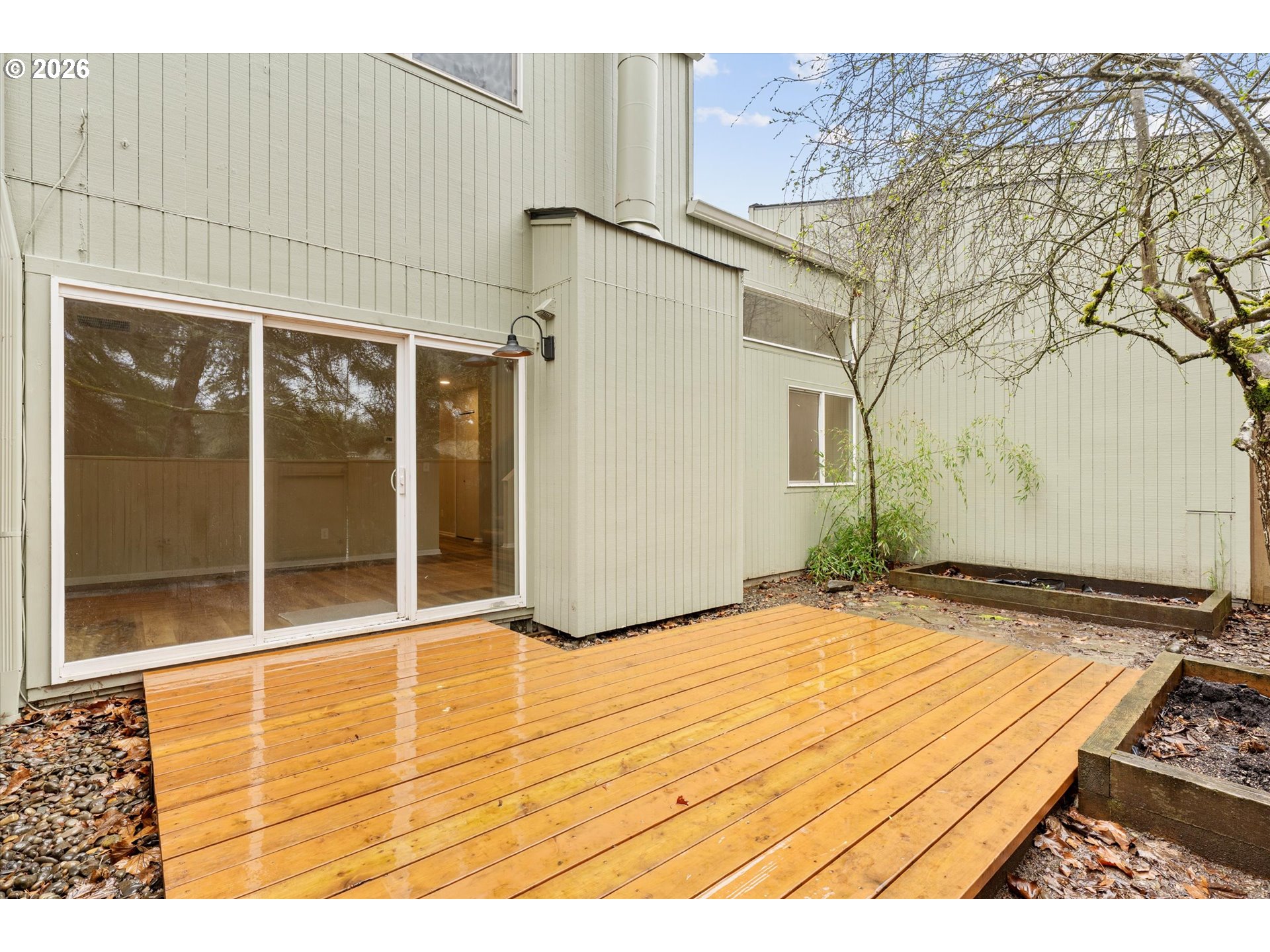 1865 NW ROLLING HILL DR