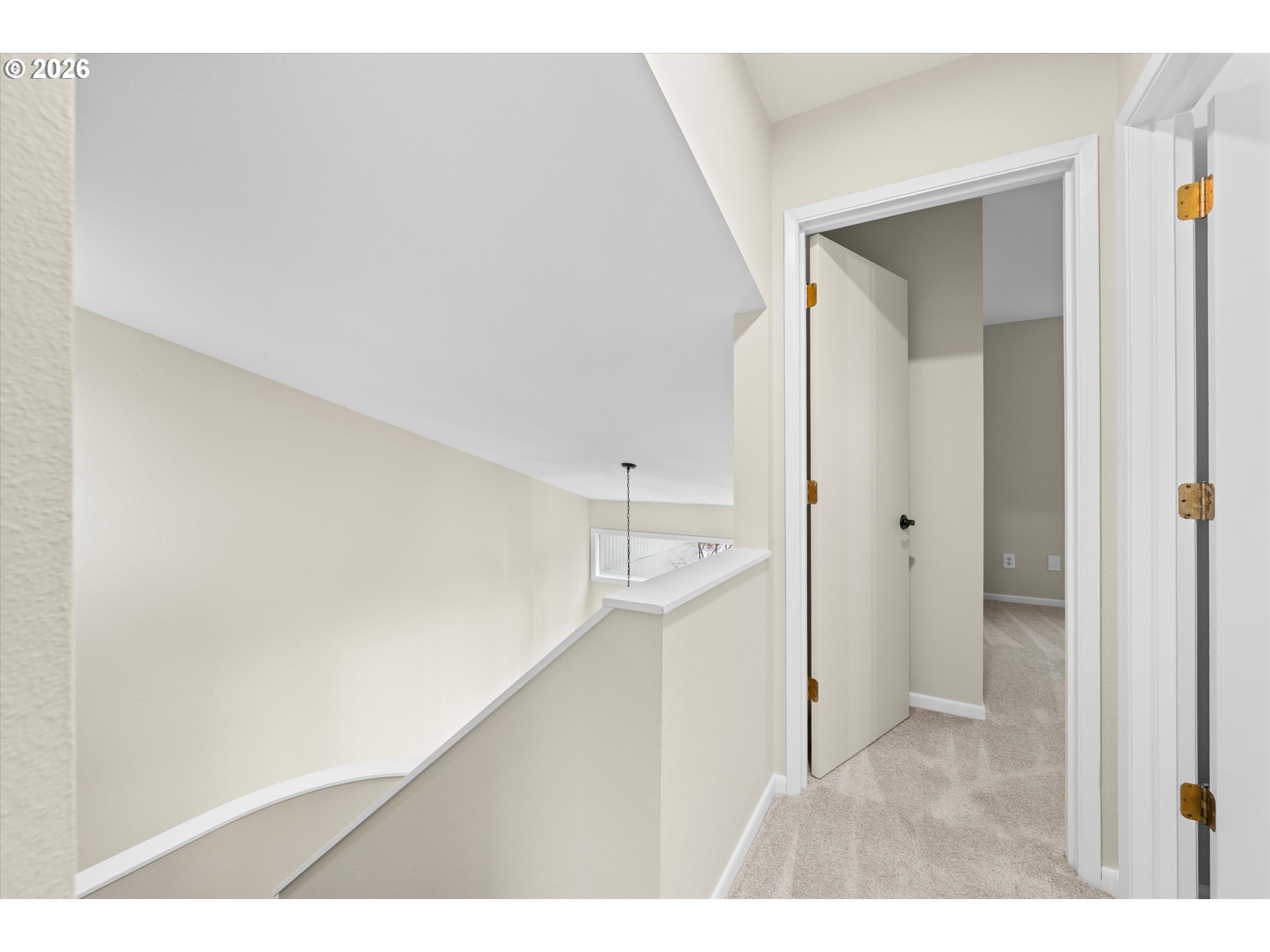 1865 NW ROLLING HILL DR