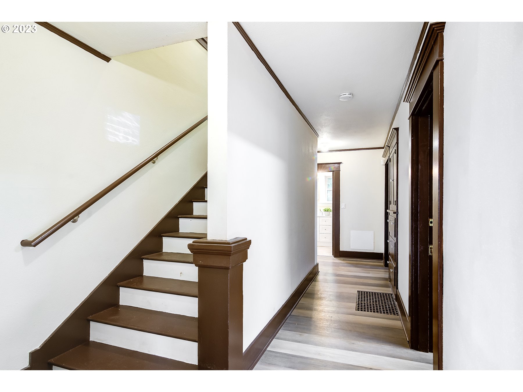 7537 N RICHMOND AVE 2