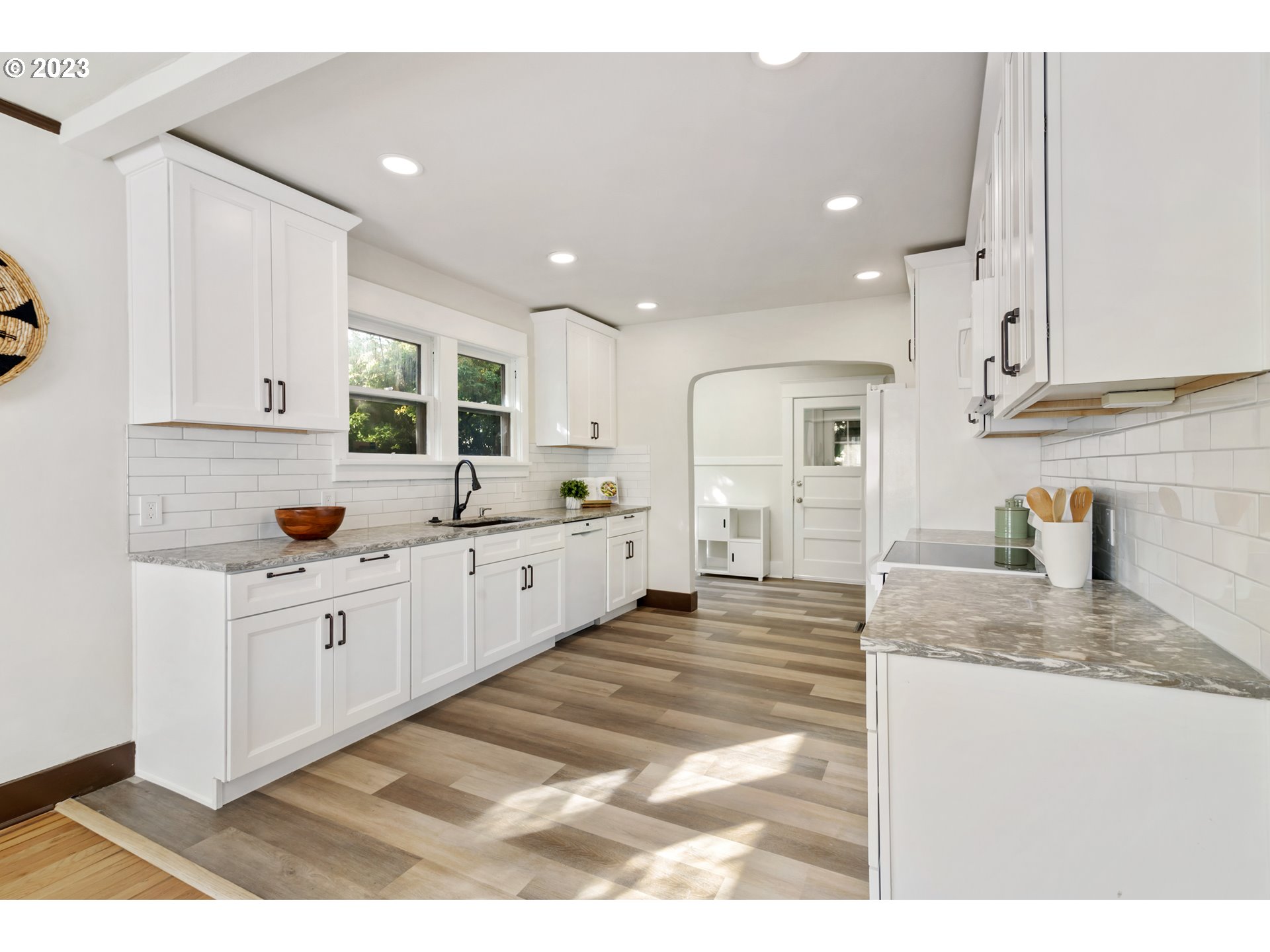 7537 N RICHMOND AVE 2