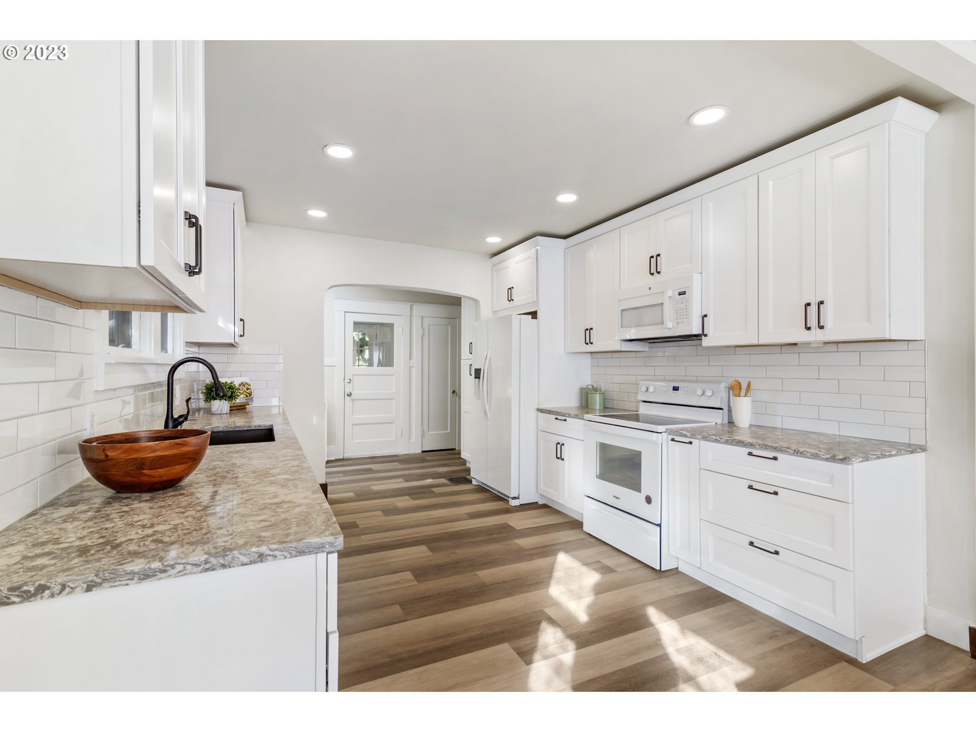 7537 N RICHMOND AVE 2