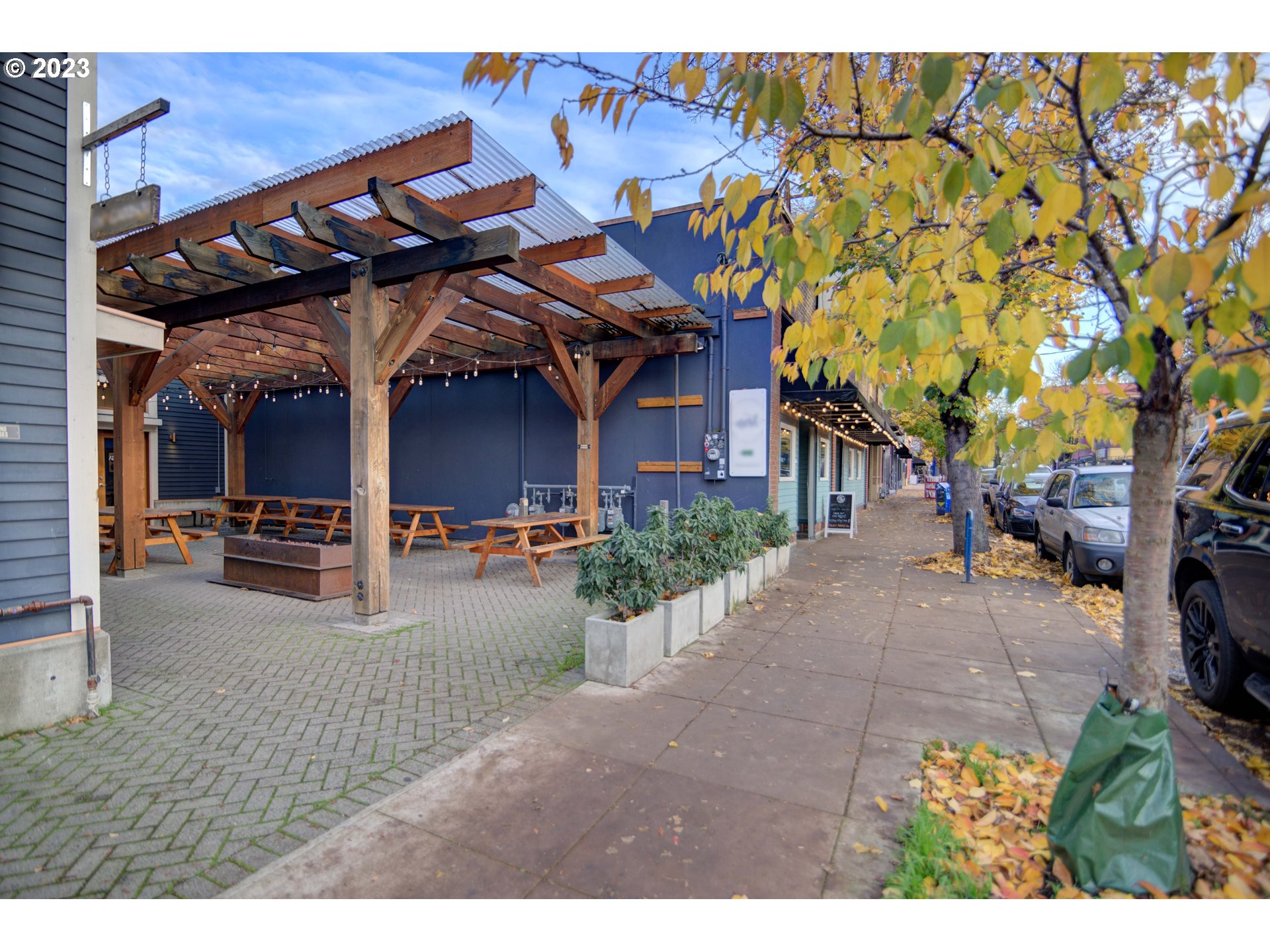 7537 N RICHMOND AVE 2