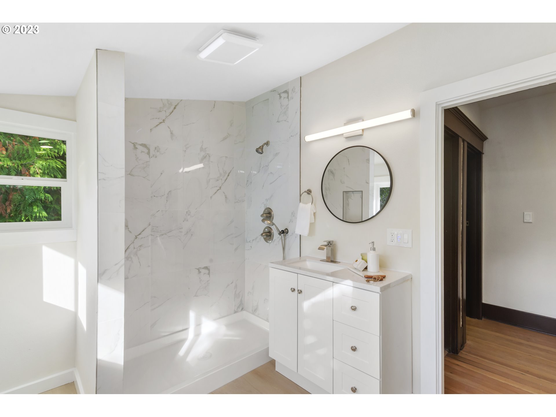 7537 N RICHMOND AVE 2