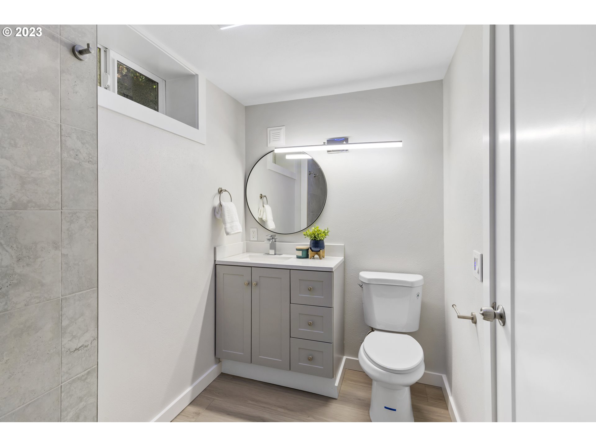 7537 N RICHMOND AVE 2