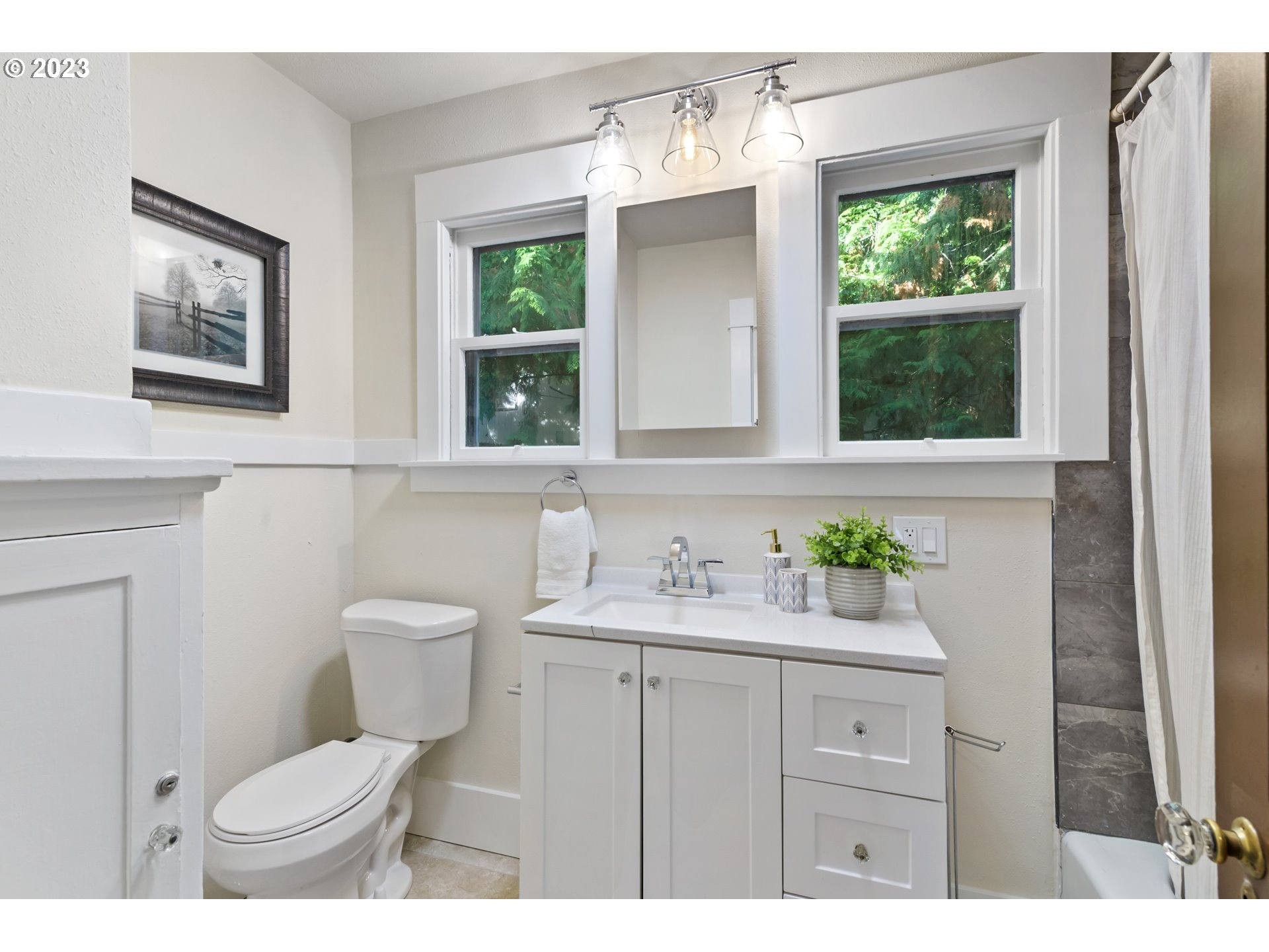 7537 N RICHMOND AVE 2