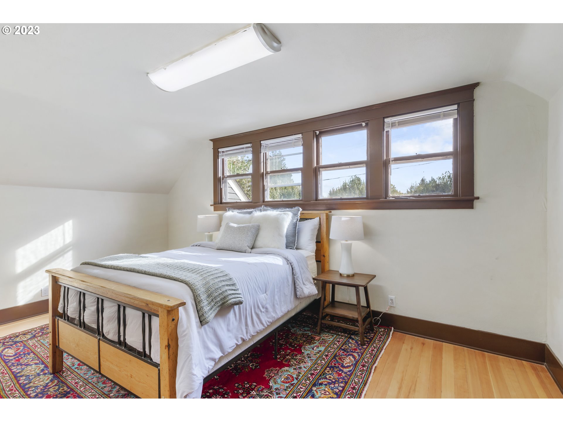 7537 N RICHMOND AVE 2