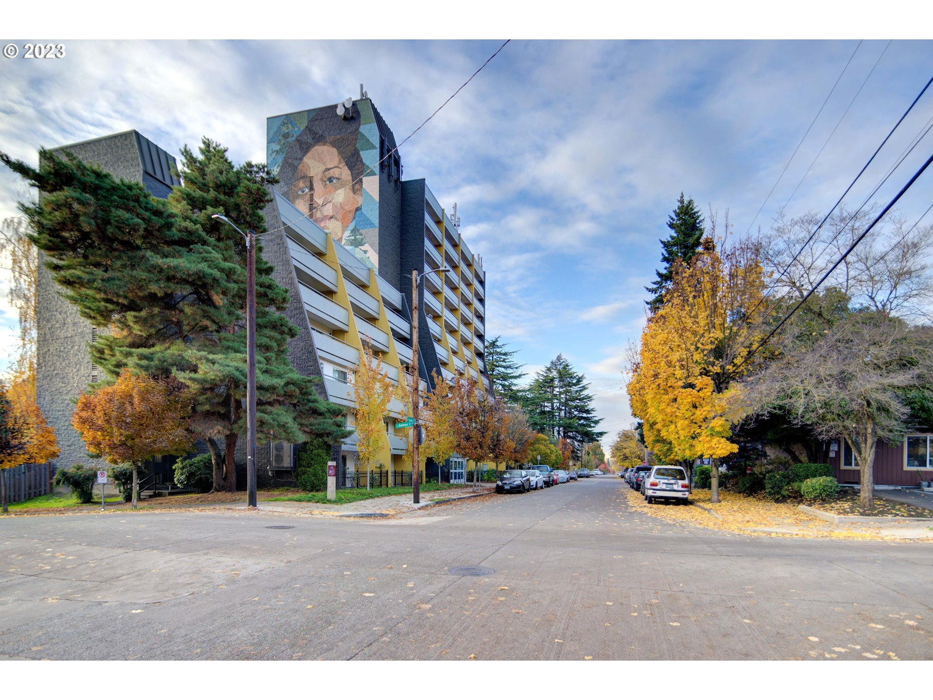 7537 N RICHMOND AVE 2