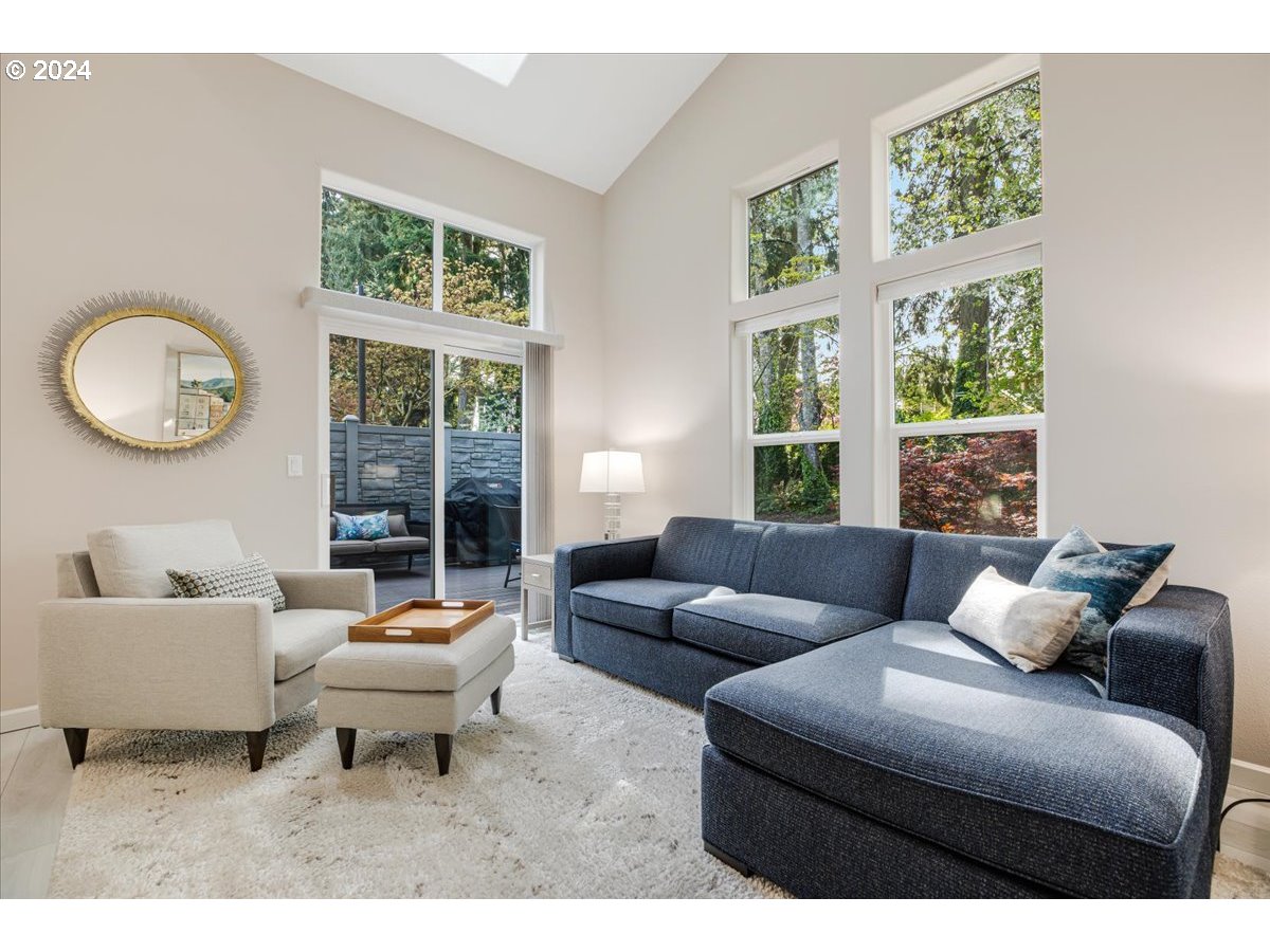 11360 SW SYCAMORE PL