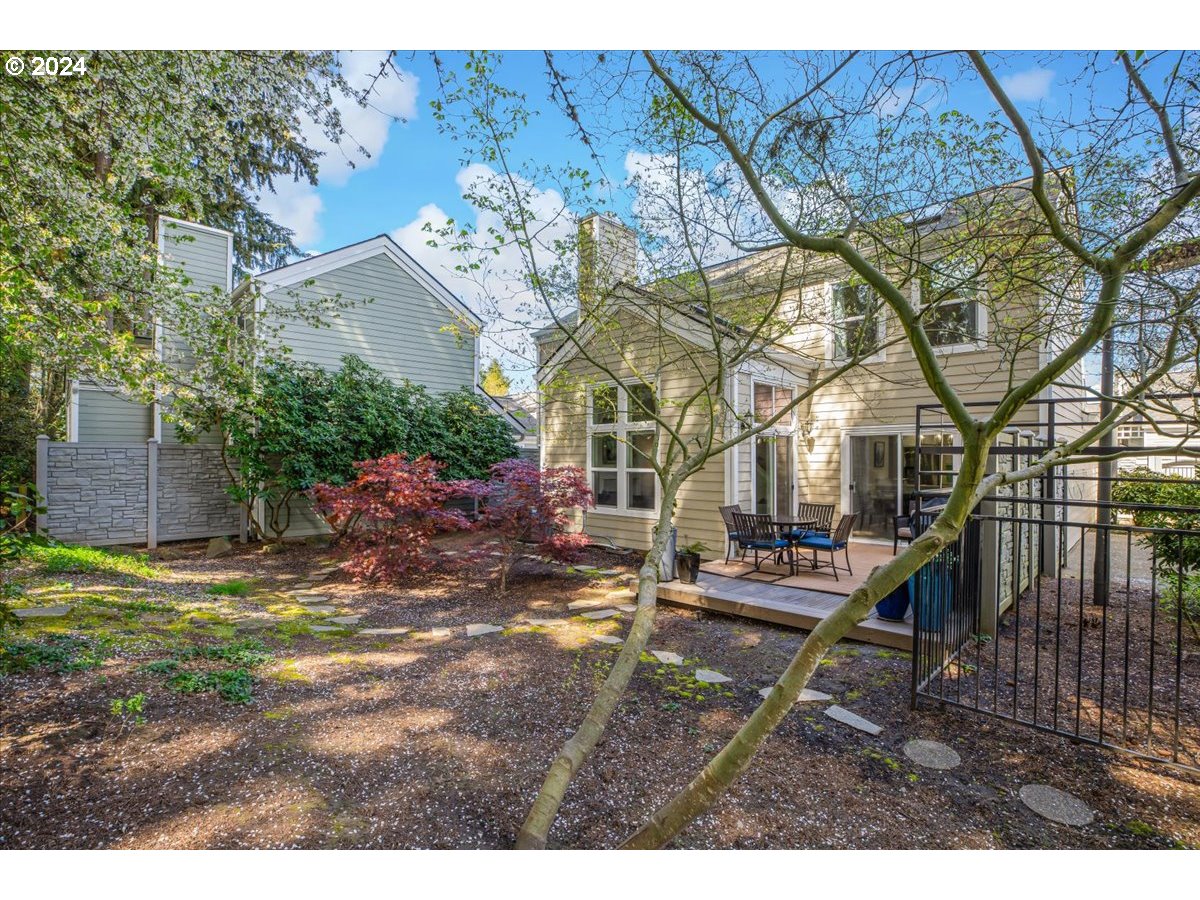 11360 SW SYCAMORE PL