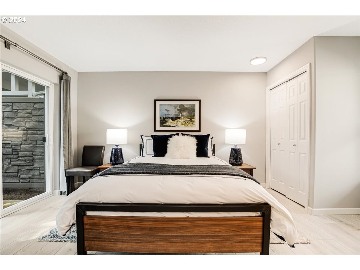 11360 SW SYCAMORE PL