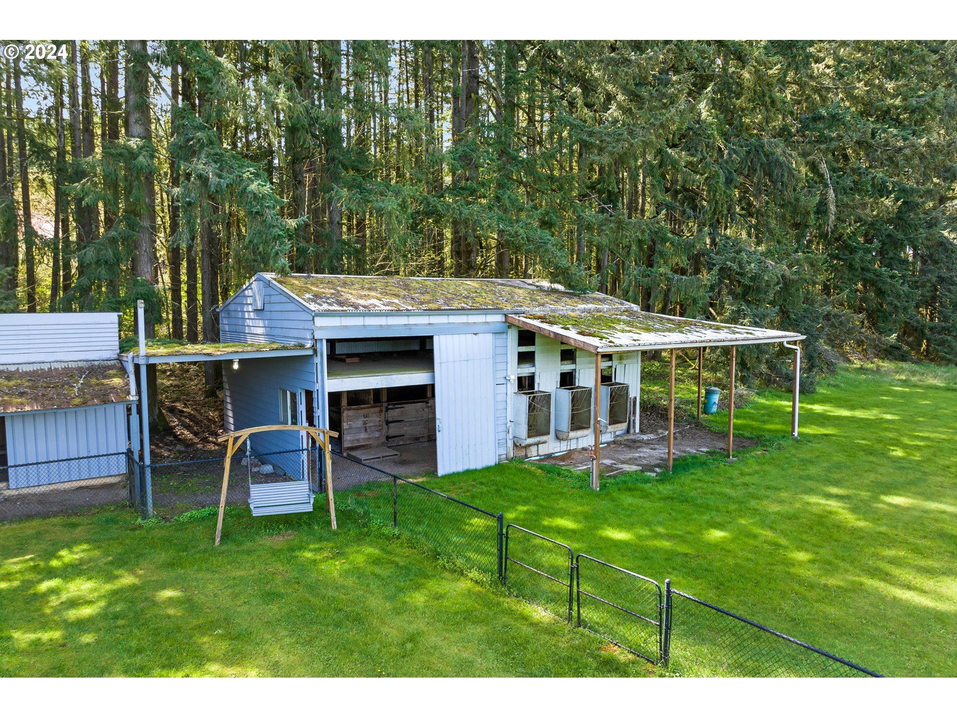 18585 SW NEUGEBAUER RD