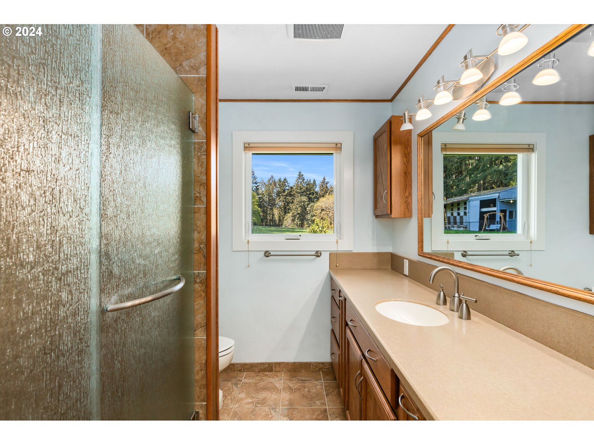 18585 SW NEUGEBAUER RD