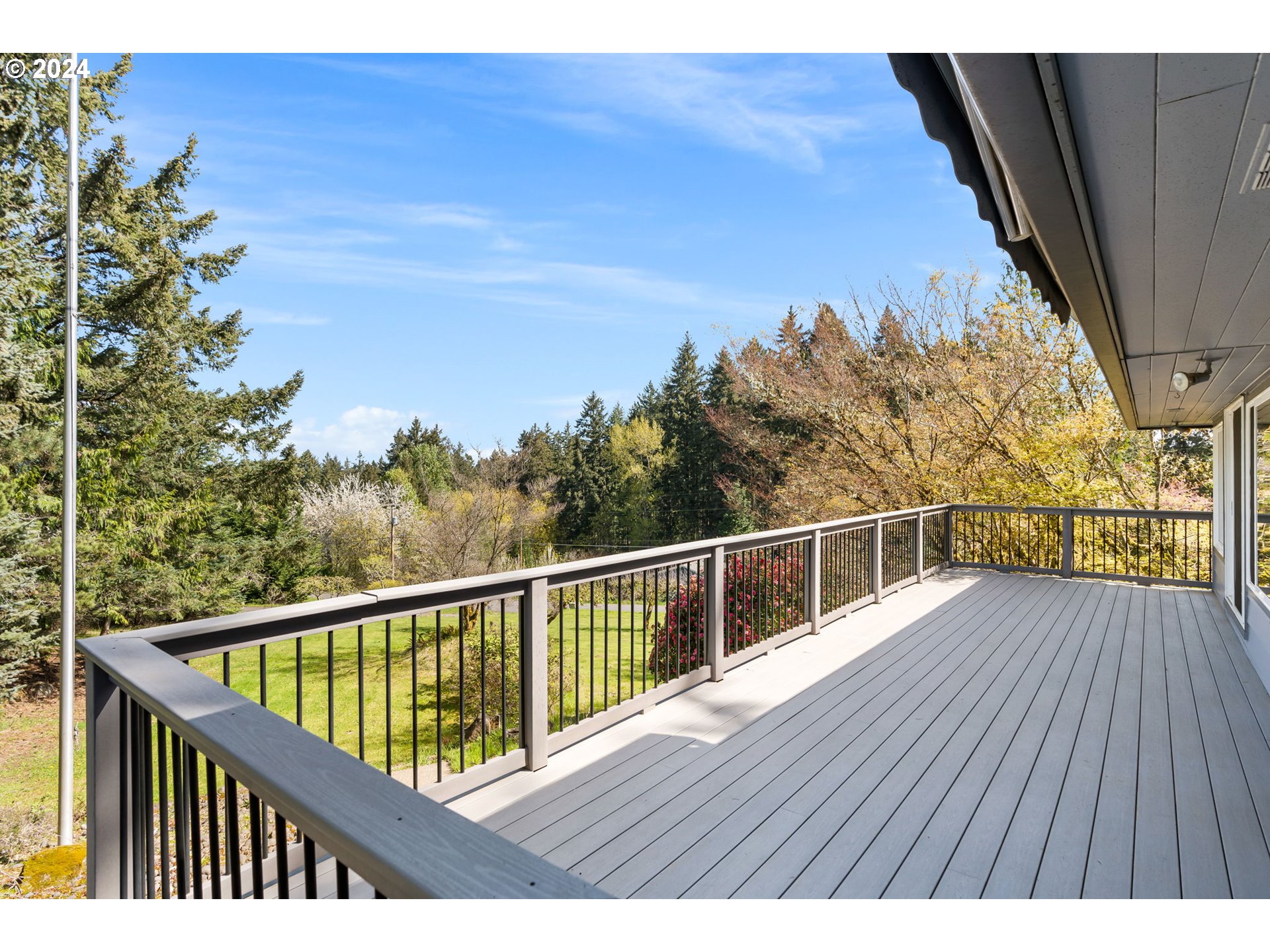 18585 SW NEUGEBAUER RD