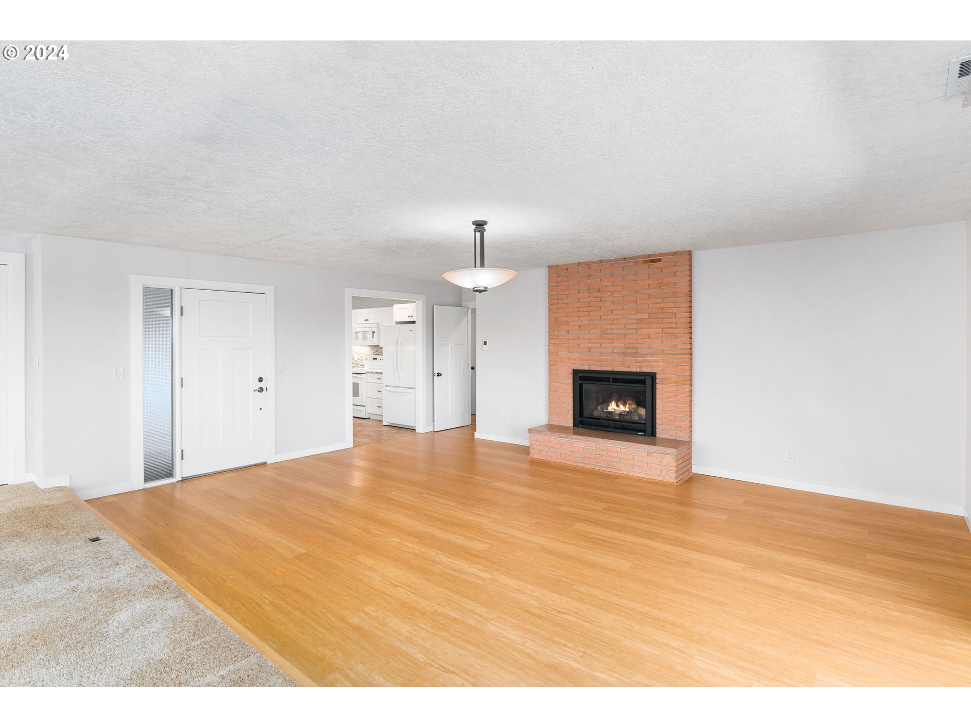 18585 SW NEUGEBAUER RD