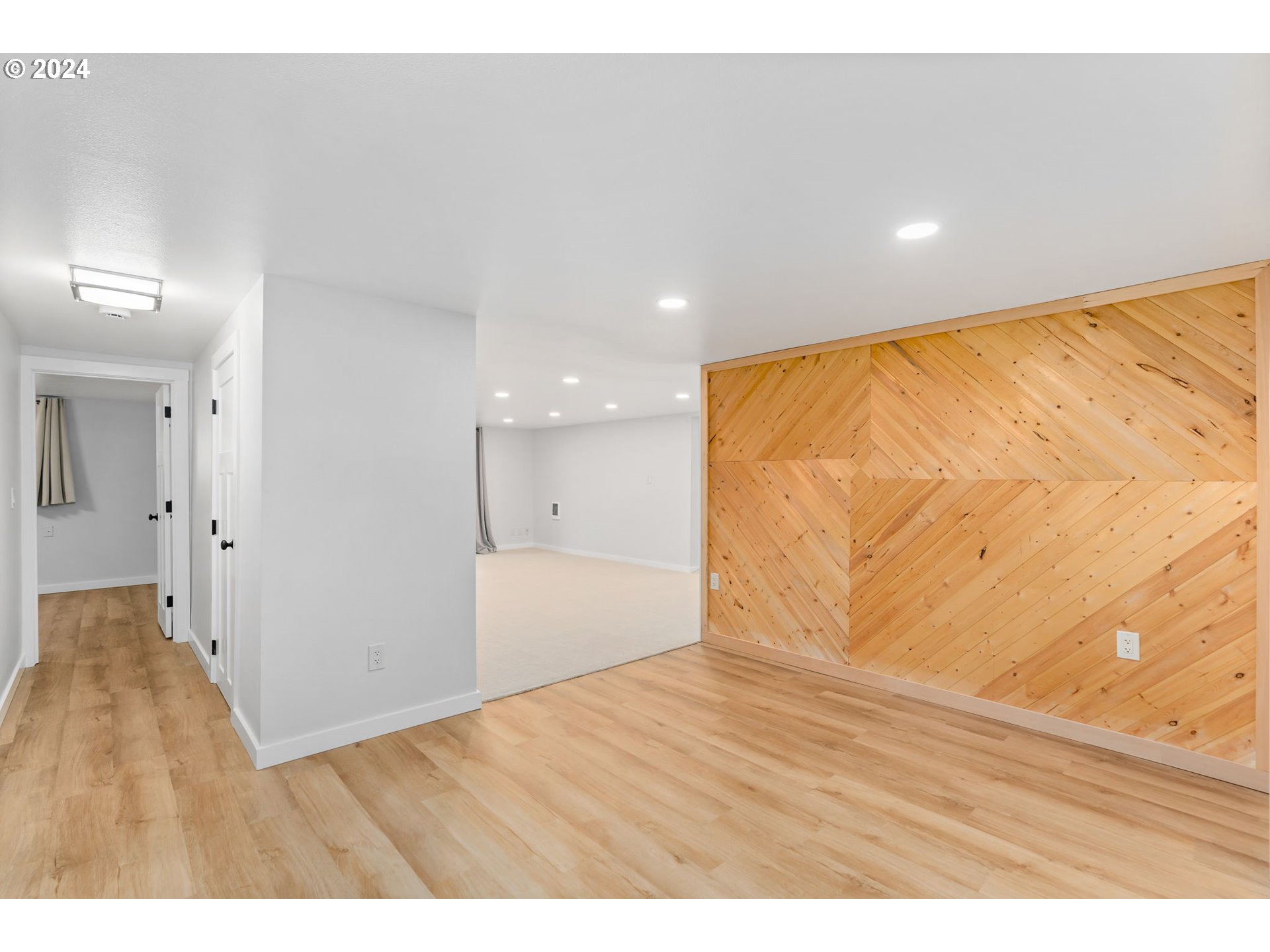 18585 SW NEUGEBAUER RD